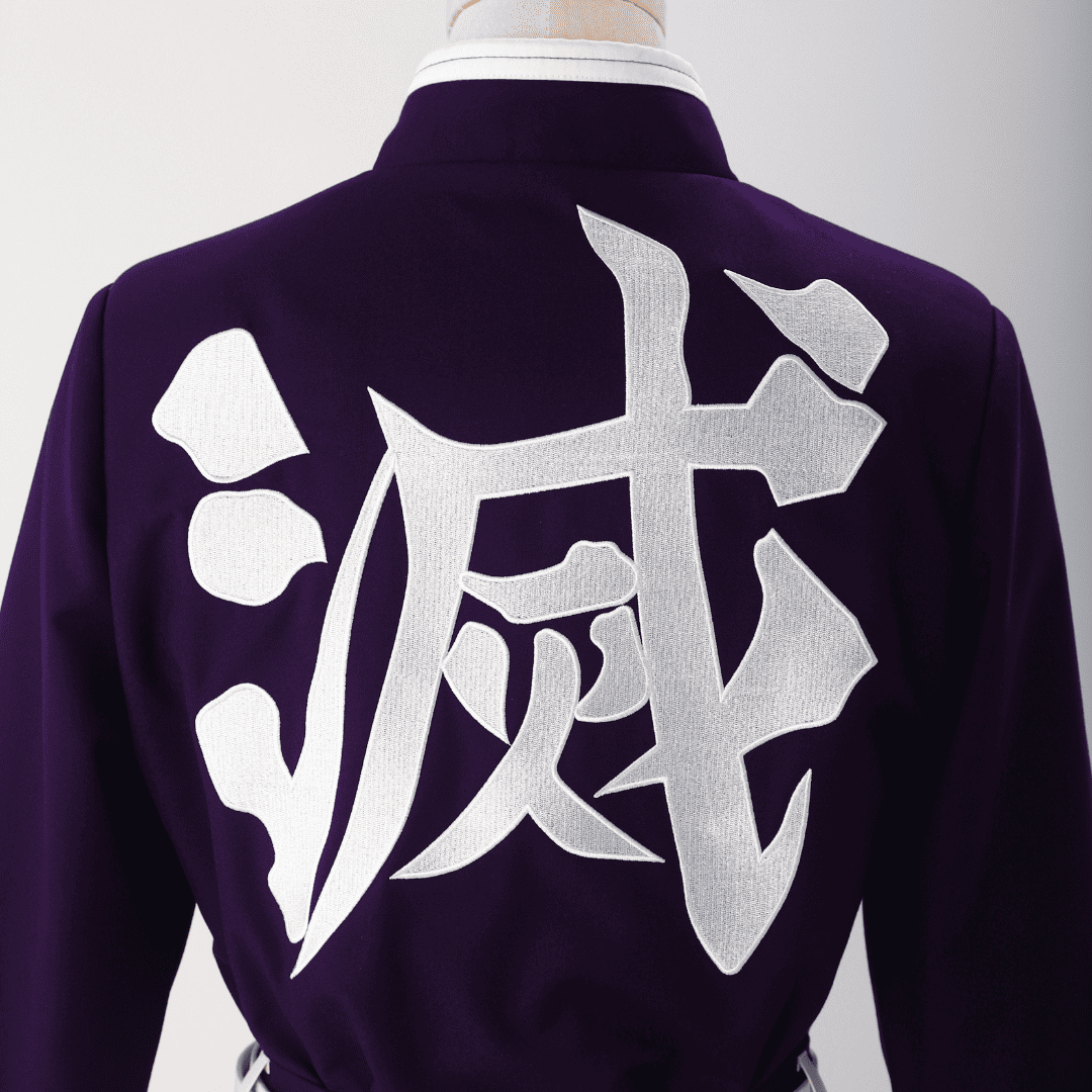 日本のアニメ風戦士コスプレ衣装 黒い制服に白いマントとプリーツスカート - NOKIJP - XS